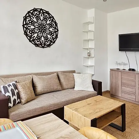 Holidayhomepl Mickiewicza 10 Parking Gratis * ミエンジズドロイェ