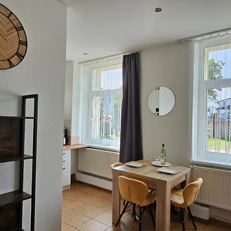 Holidayhomepl Mickiewicza 10 Parking Gratis ミエンジズドロイェ